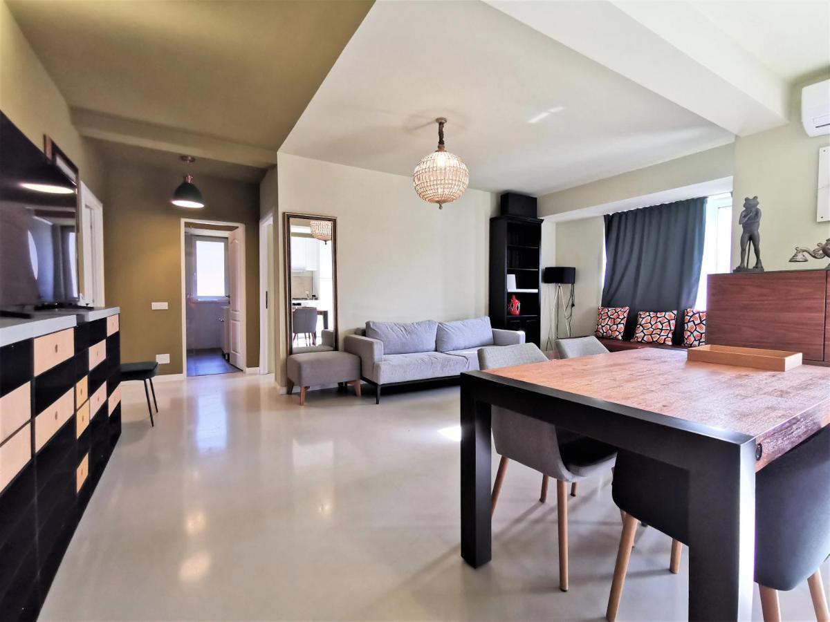 קלוז'-נאפוקה Grey Apartments מראה חיצוני תמונה