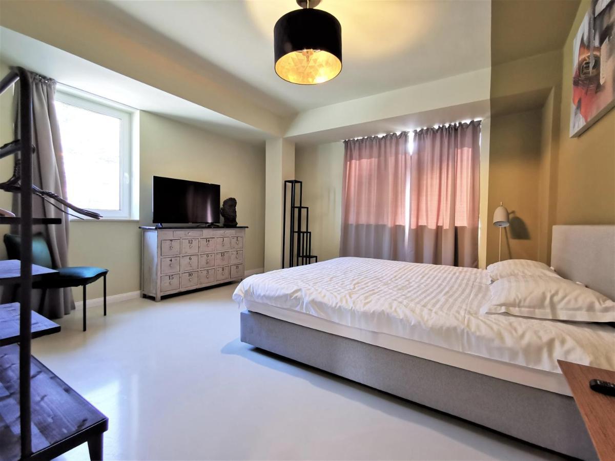 קלוז'-נאפוקה Grey Apartments מראה חיצוני תמונה
