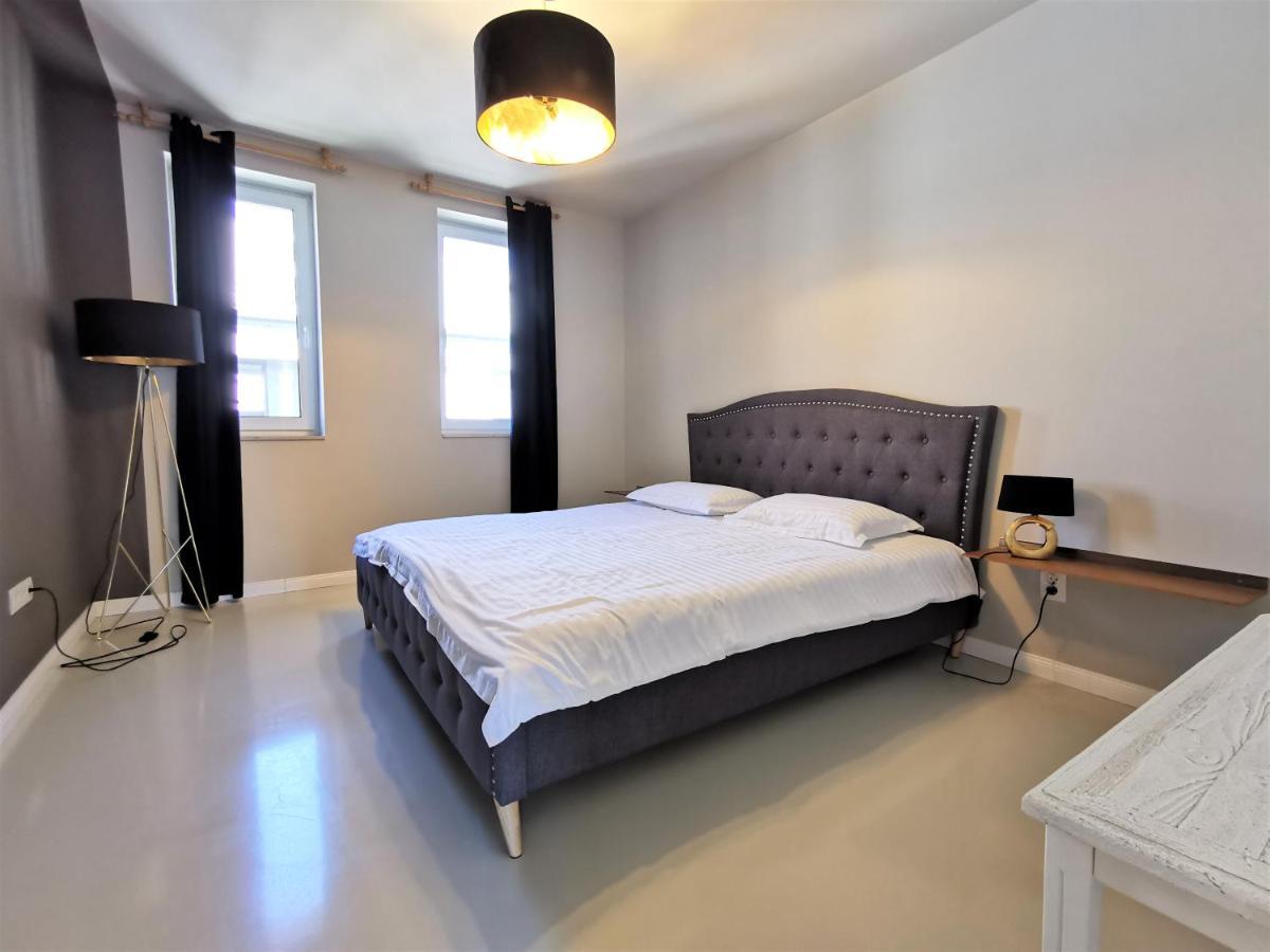 קלוז'-נאפוקה Grey Apartments מראה חיצוני תמונה